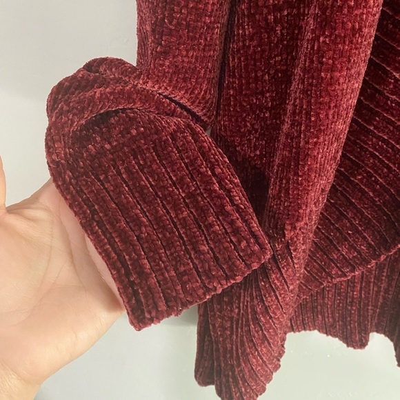 A new day - Ruby Red Soft Woven Cardigan - Picture 4 of 9
